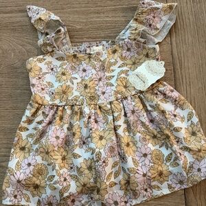 Altar'd State Yellow and Pink Flutter Sleeve Top Size XS